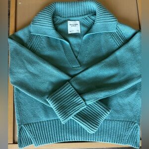 Abercrombie Sweater size S in Light Green